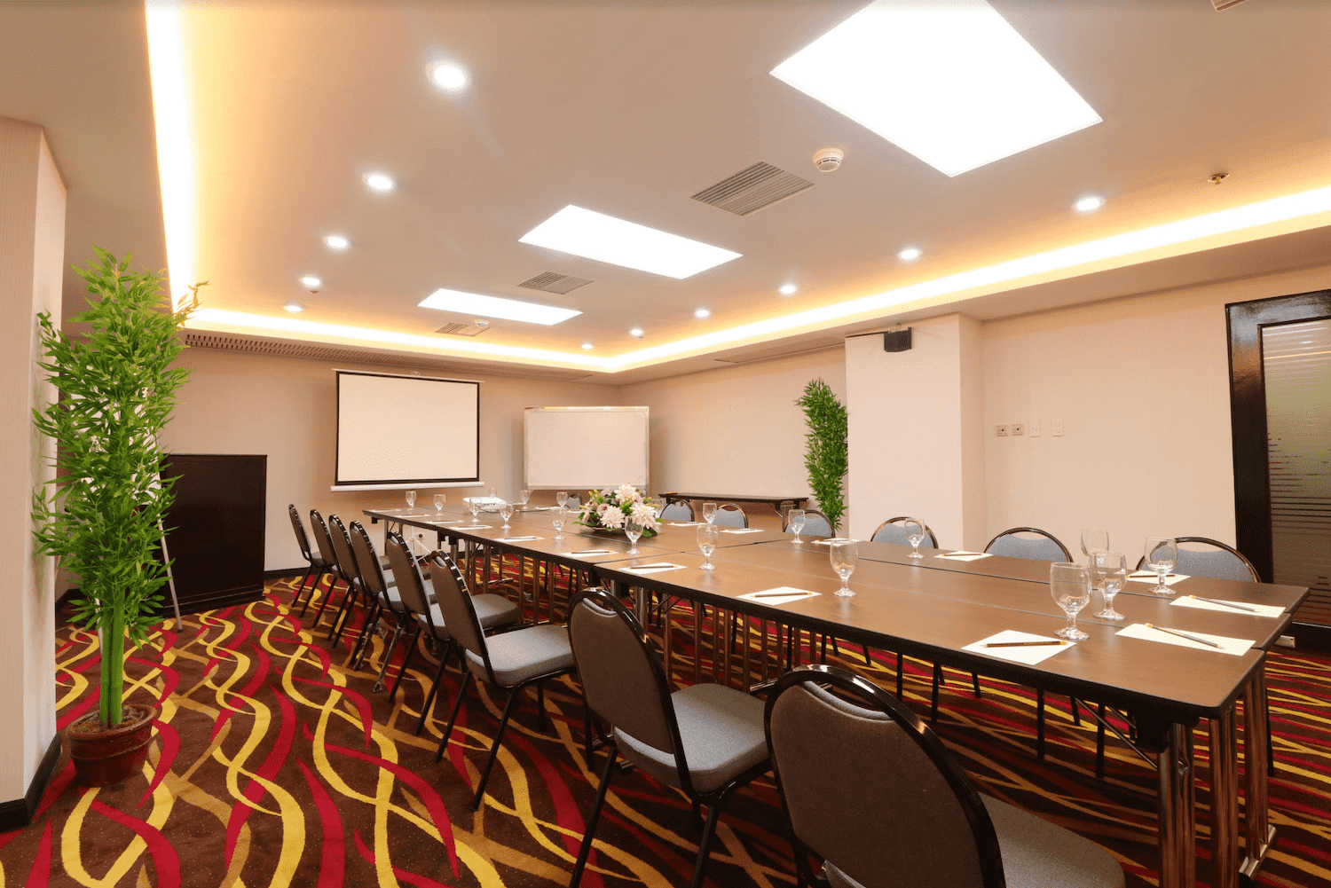 Conference+Room-2880w