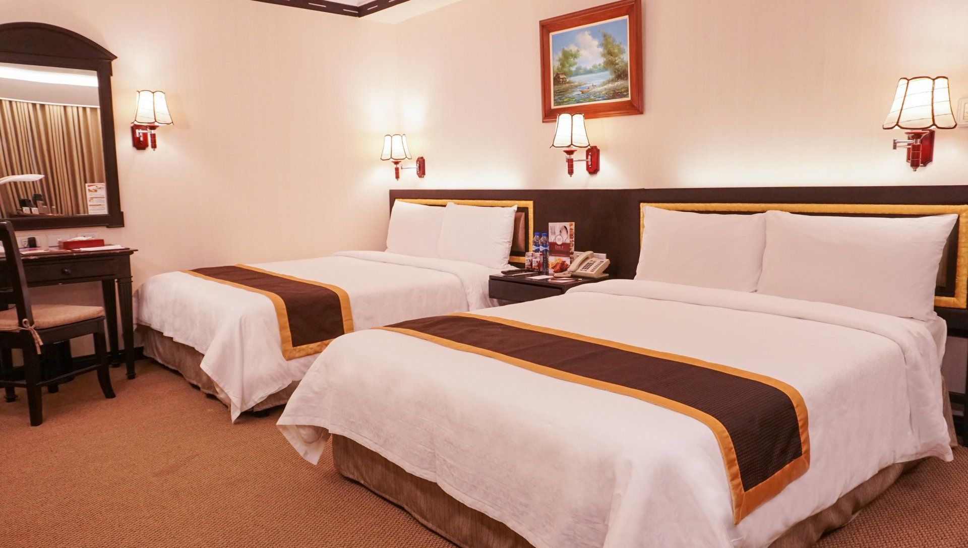 Bayview Park Hotel Room